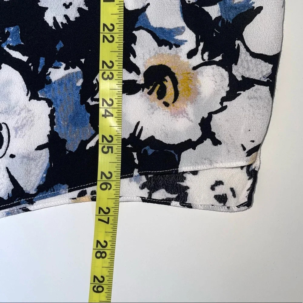 1. State Black White Floral Print Tie Single Cold Shoulder Blouse Small Women’s - Picture 10 of 13